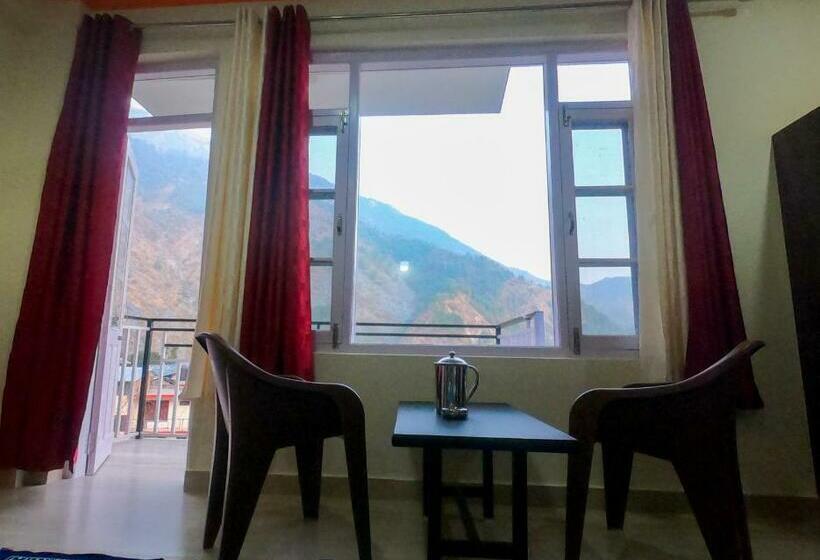 اتاق لوکس خانوادگی, Yes Comfort Villa Guest House