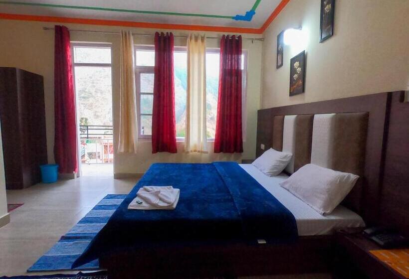 اتاق سوپریور خانوادگی, Yes Comfort Villa Guest House