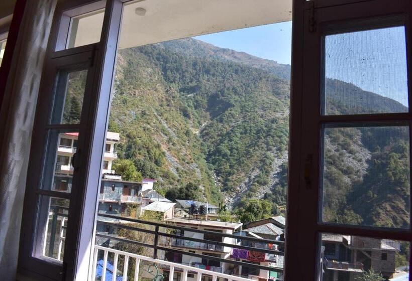 اتاق سوپریور خانوادگی, Yes Comfort Villa Guest House