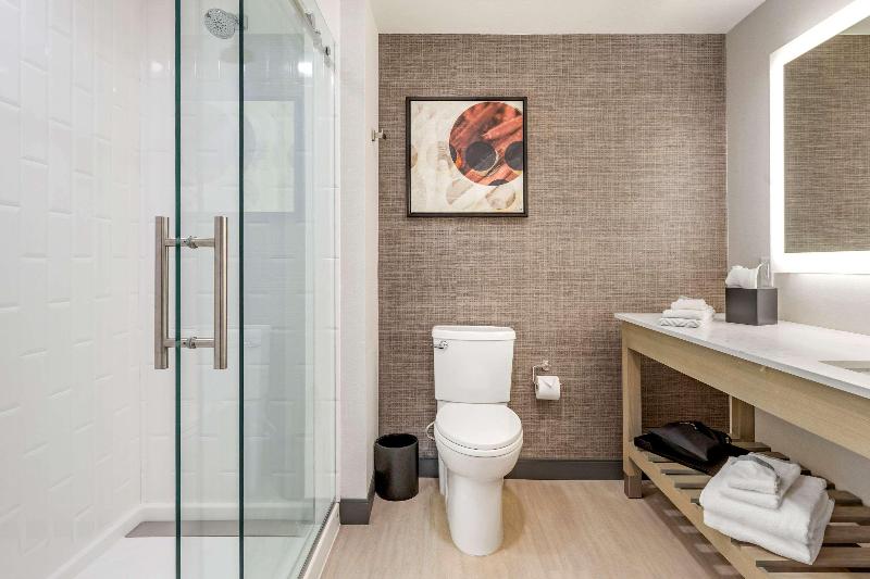 جناح سرير كينج, Cambria Hotel Rock Hill   University Center