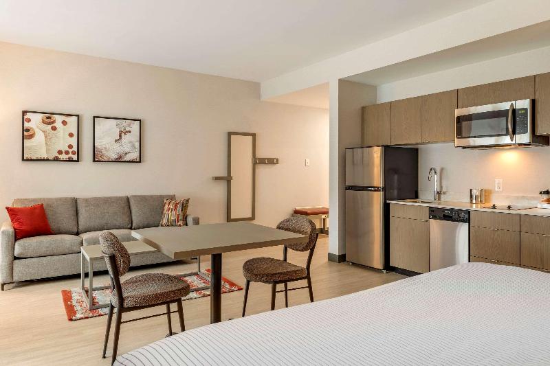 جناح سرير كينج, Cambria Hotel Rock Hill   University Center