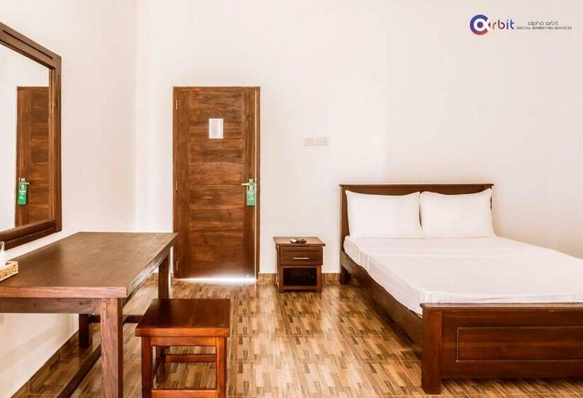 발코니 디럭스 룸, The Grand Pearl Resort