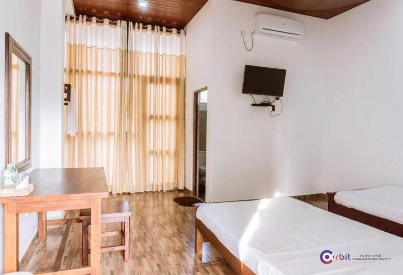 스탠다드 트리플 발코니 룸, The Grand Pearl Resort