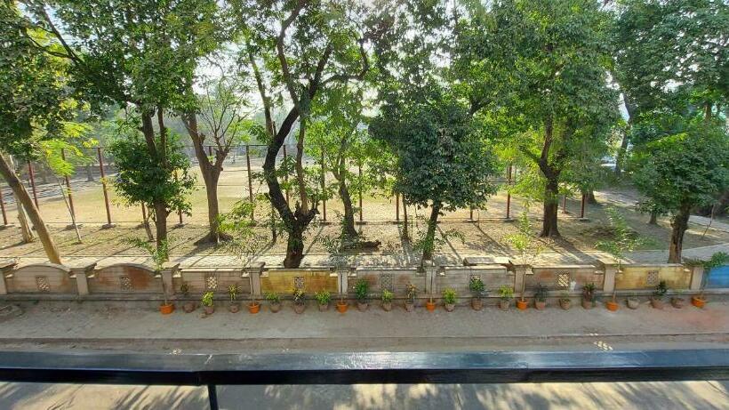 اتاق استاندارد با تخت بزرگ, The Palm Aryan  A Boutique