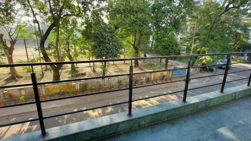 اتاق استاندارد با تخت بزرگ, The Palm Aryan  A Boutique