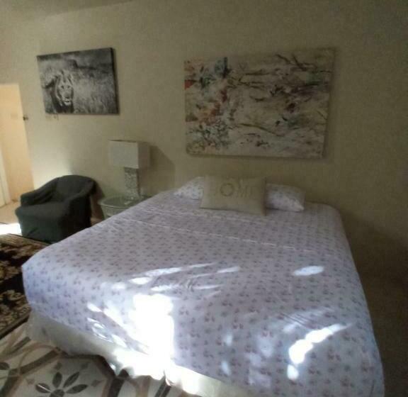 اتاق استاندارد, Grace Garden Guesthouse