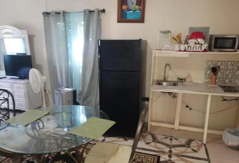 اتاق استاندارد, Grace Garden Guesthouse