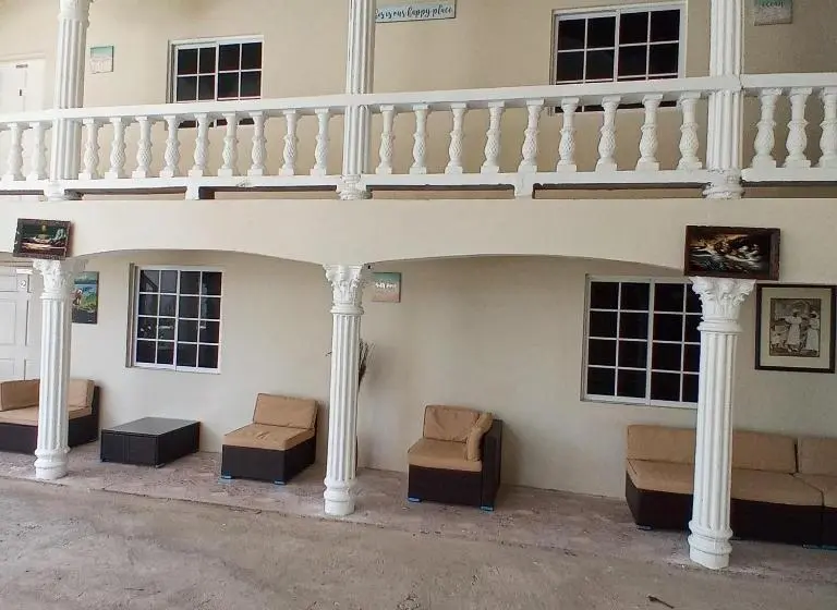 سوییت دوبلکس, Grace Garden Guesthouse