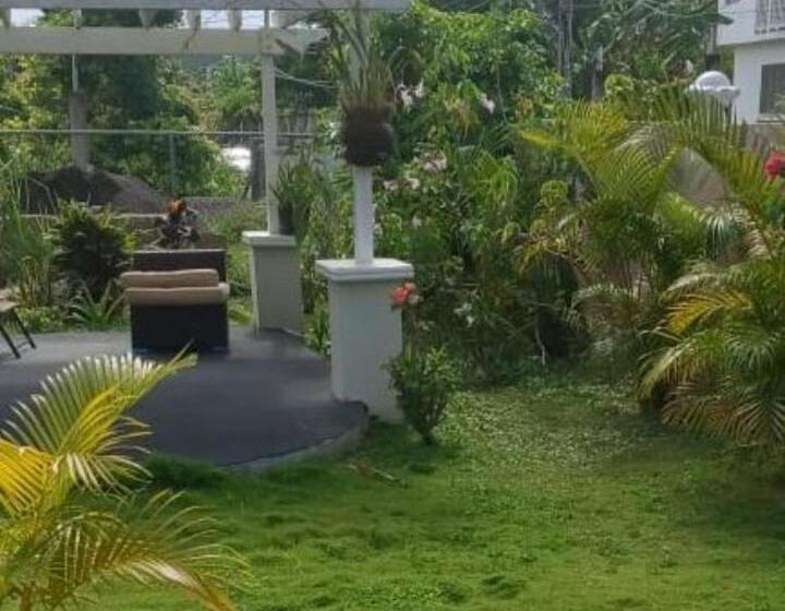 سوییت دوبلکس, Grace Garden Guesthouse