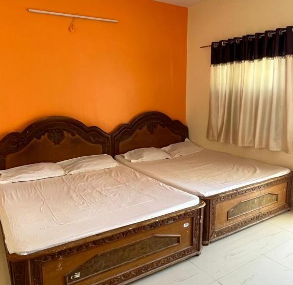 スタンダードルーム, Raghunath Residency Niwas