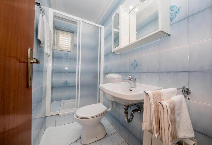 低层单卧公寓, Apartments Ljubica Banjol