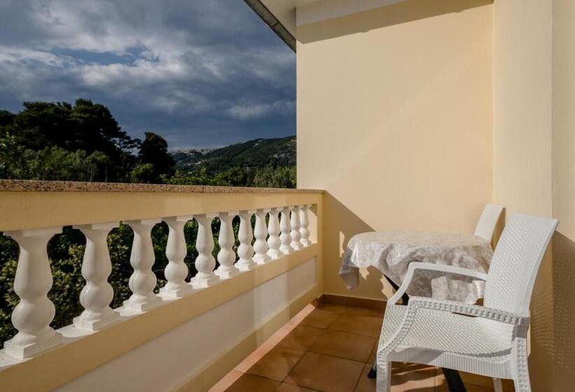 带1个卧室的带海景的公寓, Apartments Ljubica Banjol