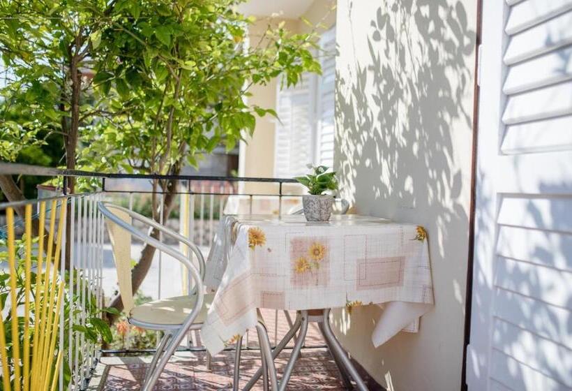 低层单卧公寓, Apartments Ljubica Banjol