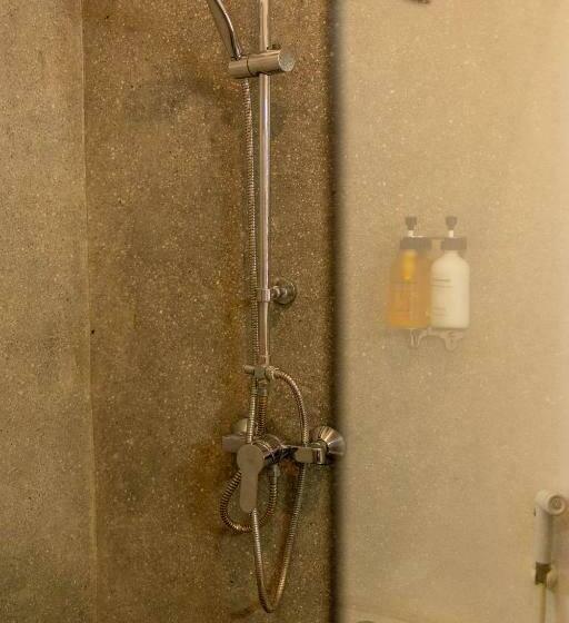 スイート（家族用）, Aluna Paje