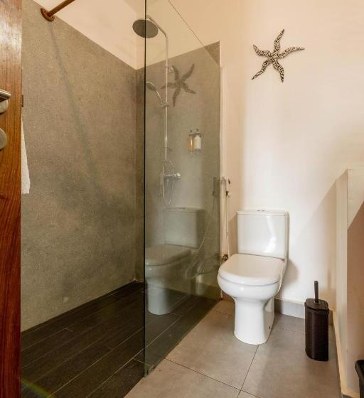 スイート（家族用）, Aluna Paje