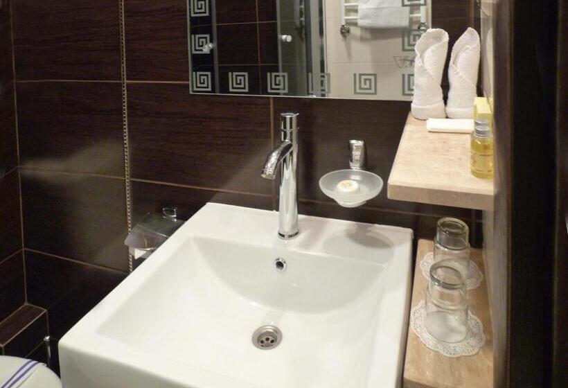 آپارتمان 1 خوابه, Apartment Eney