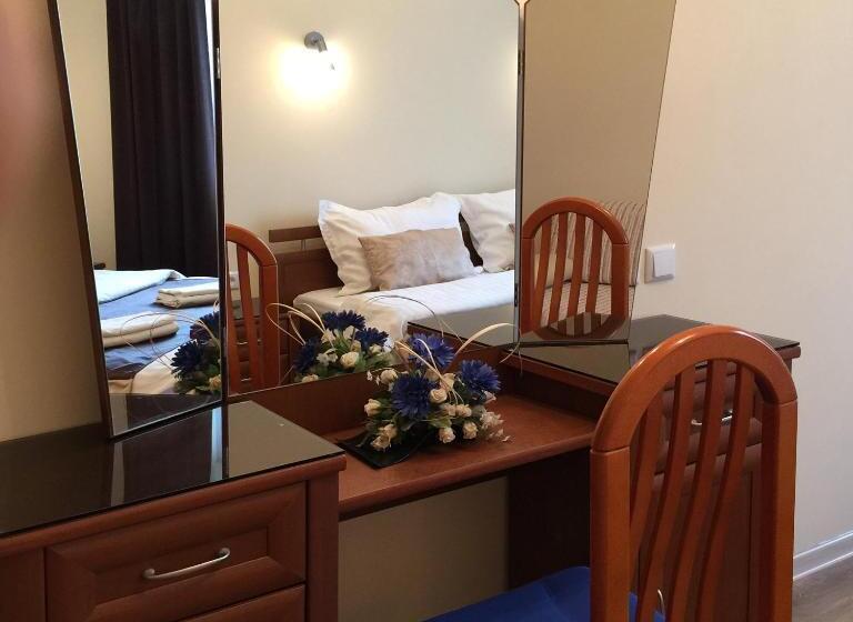 آپارتمان 1 خوابه, Apartment Eney