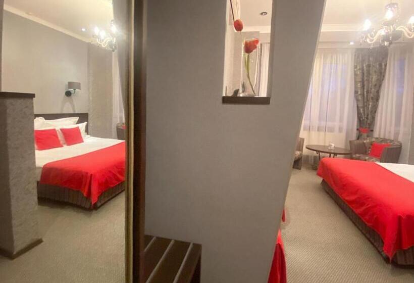 اتاق لوکس, Apartment Eney