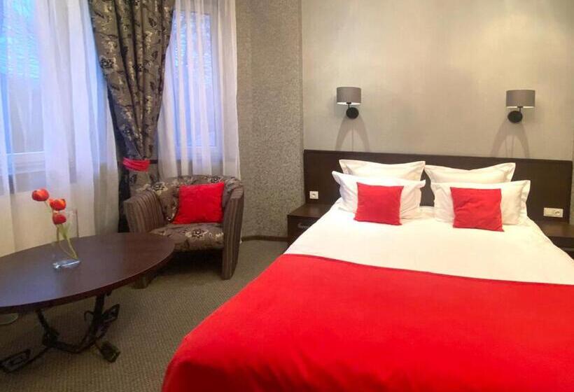 اتاق لوکس, Apartment Eney