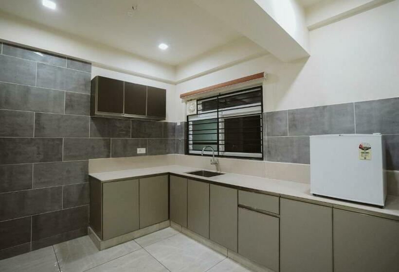 جناح عائلي, Fortune Avenue