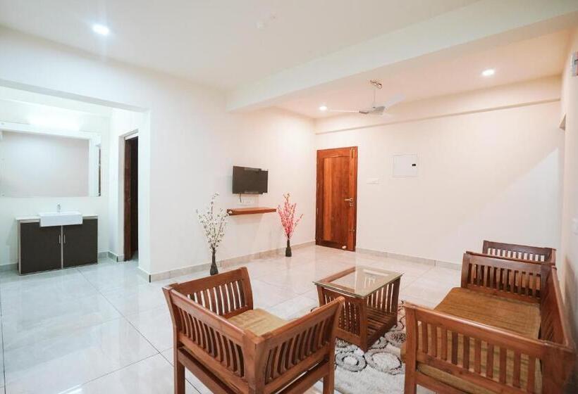 جناح, Fortune Avenue