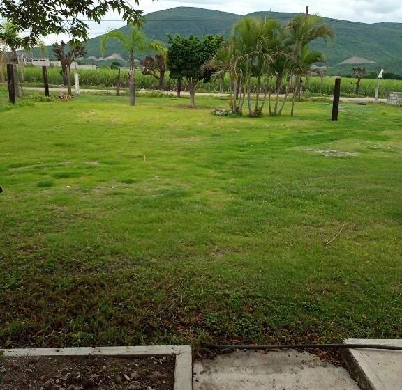 ファミリールーム, Room In Guest Room   Lodging And Camping The Island