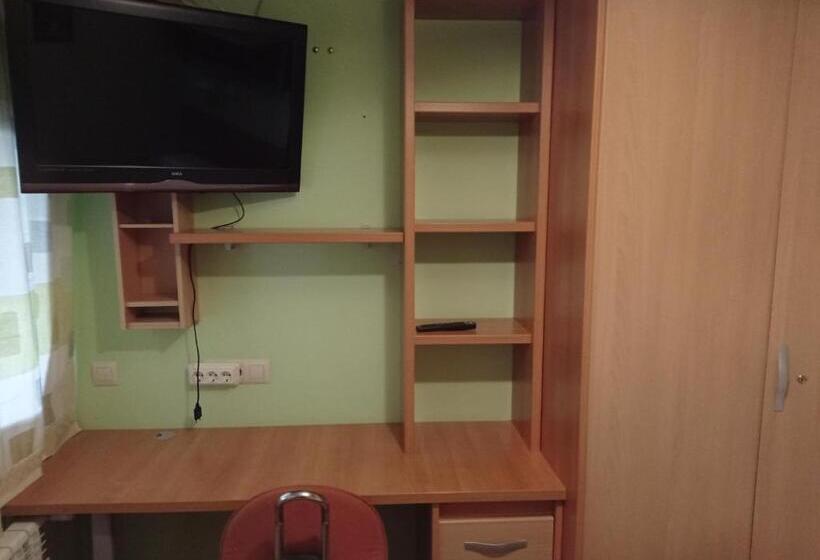 Номер Стандарт, Albergue De Peregrinos Ultreia Et Suseia