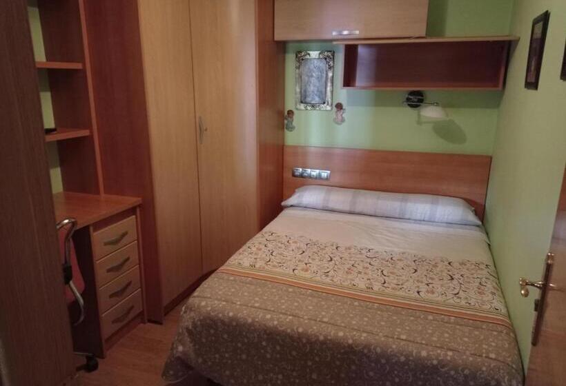 스탠다드 룸, Albergue De Peregrinos Ultreia Et Suseia