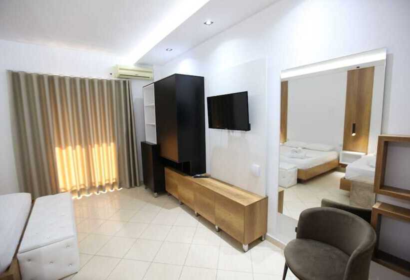 Трехместный Номер Deluxe, Ksamil Central Park