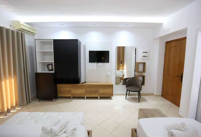 Трехместный Номер Deluxe, Ksamil Central Park