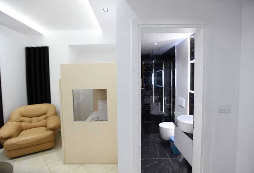 Семейное Студио, Ksamil Central Park