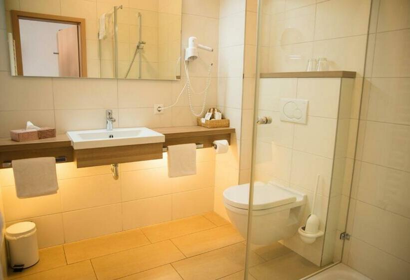 豪华房间, Heilemann