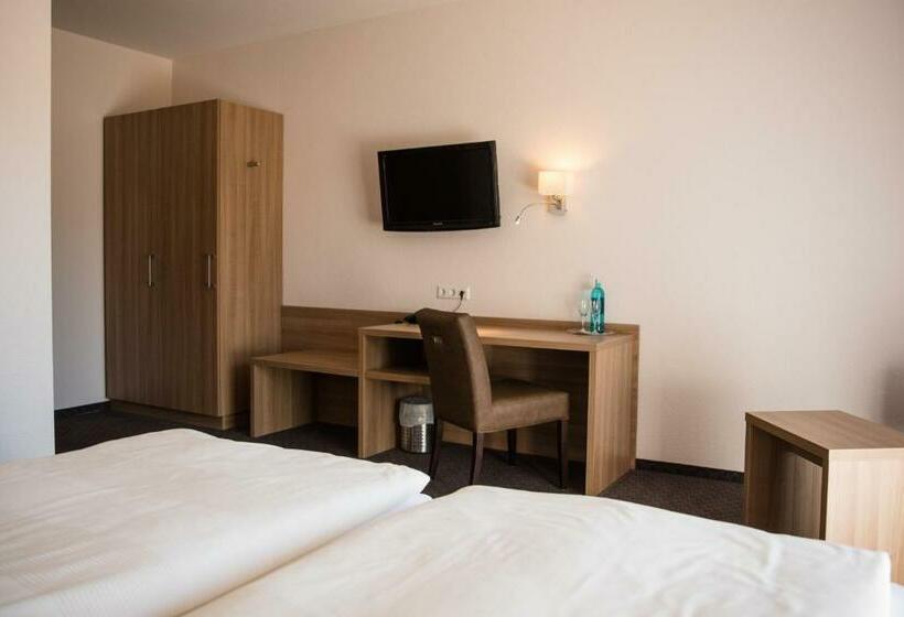 豪华房间, Heilemann