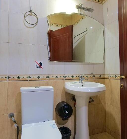 غرفة قياسية, Number One