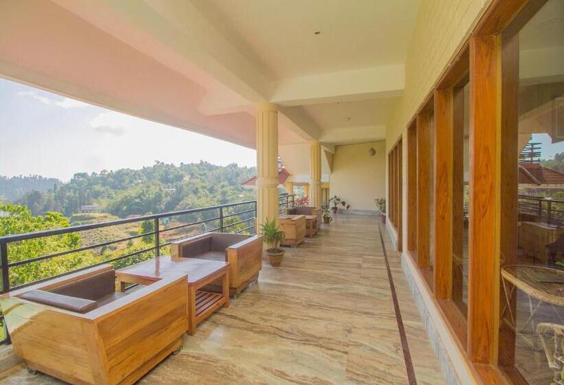 Номер Стандарт Вид на Озеро, Mount Queens Hill Resort & Spa