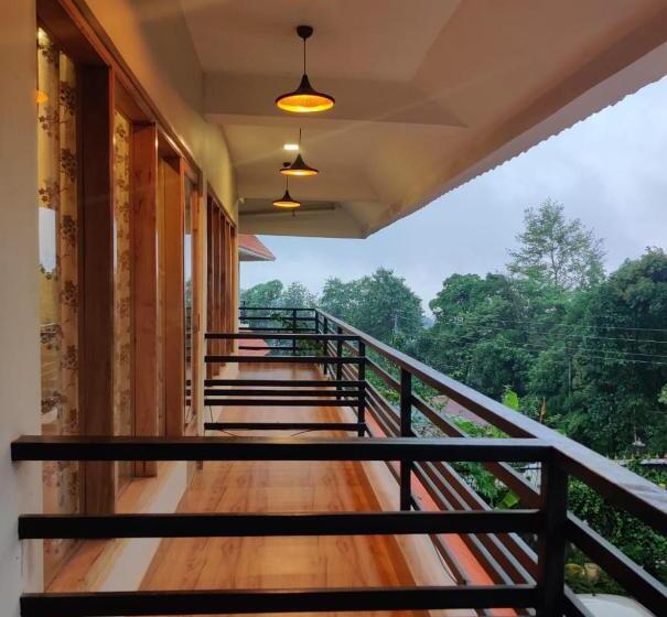 Номер Стандарт, Mount Queens Hill Resort & Spa