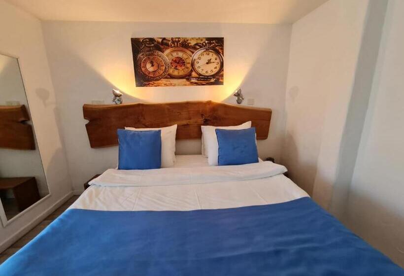 اتاق استاندارد, Rebetiko