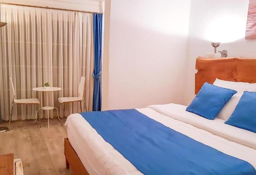 اتاق استاندارد, Rebetiko