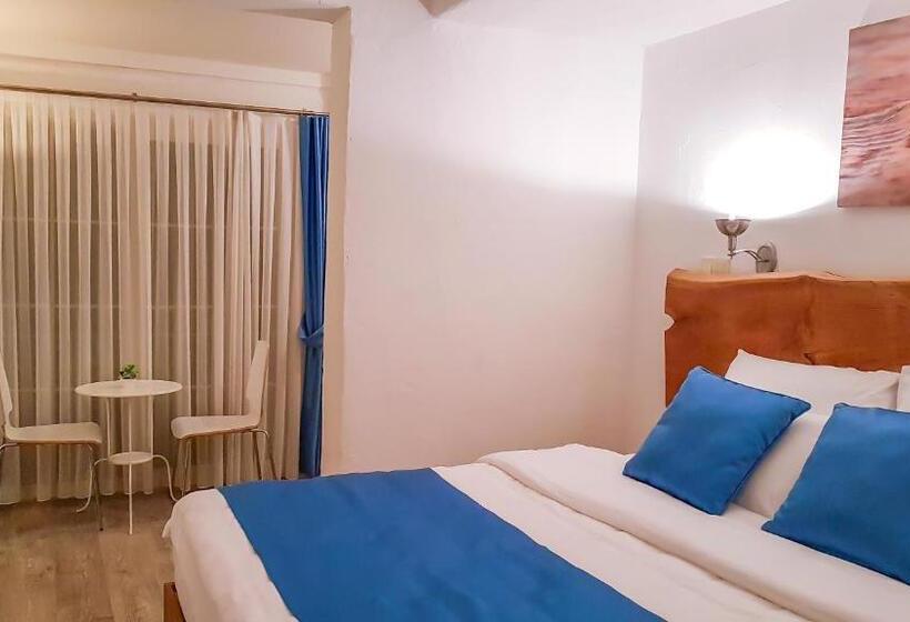 اتاق استاندارد, Rebetiko