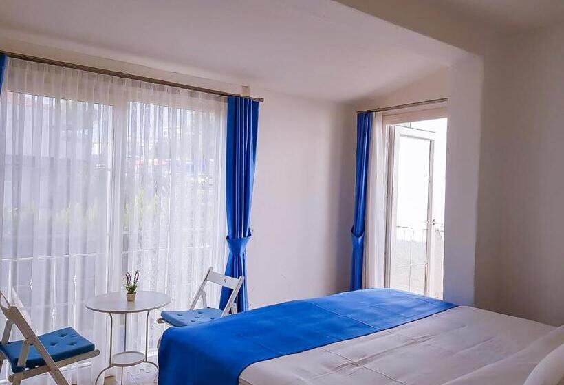Quarto Deluxe, Rebetiko