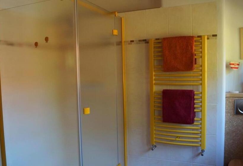 バルコニー付きデラックスルーム, ökopension Villa Weissig