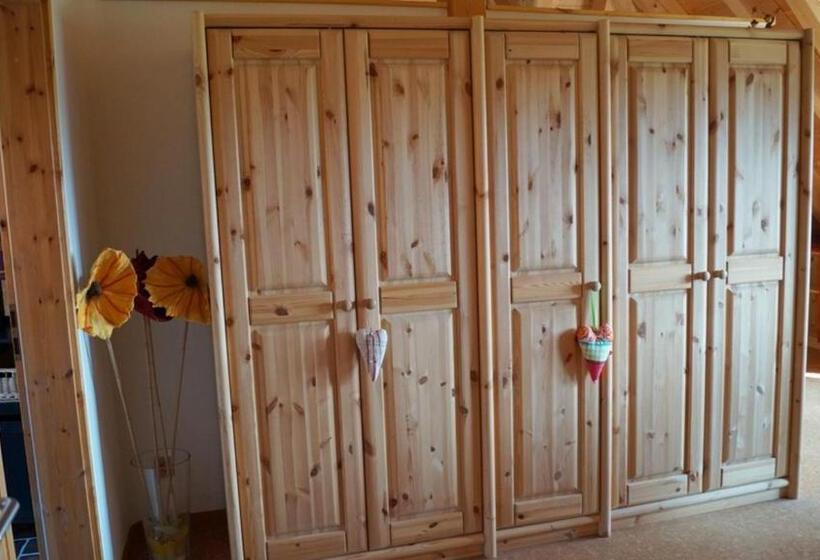 バルコニー付きデラックスルーム, ökopension Villa Weissig