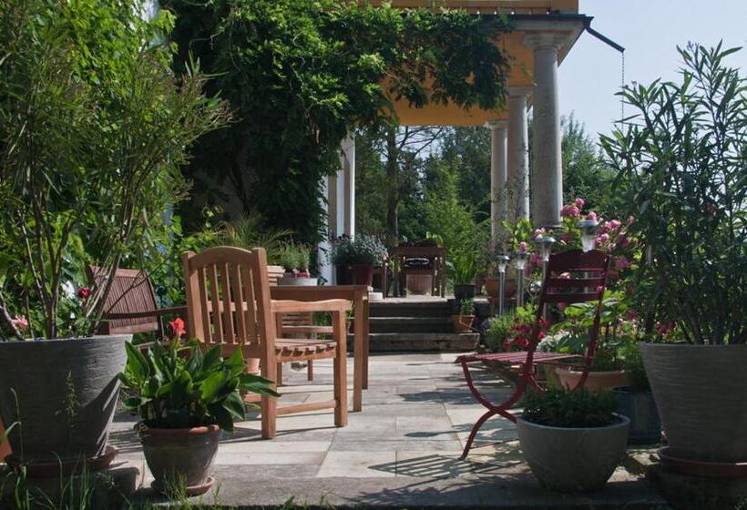 バルコニー付きスタンダードルーム, ökopension Villa Weissig