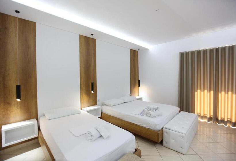 Трехместный Номер Deluxe, Ksamil Central Park