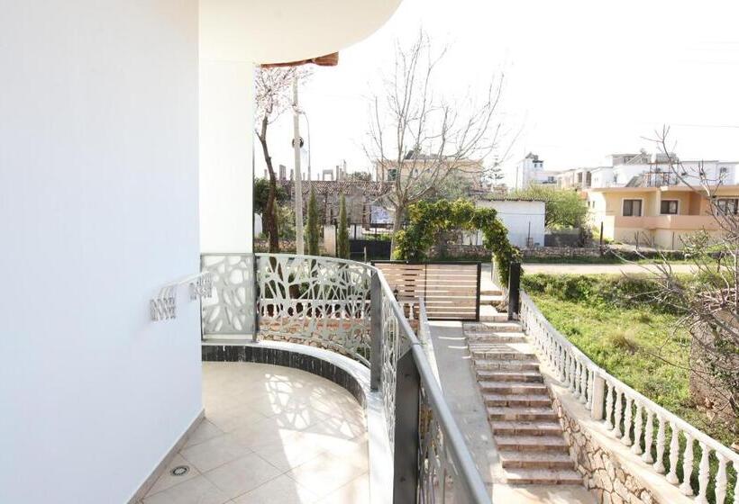 Семейное Студио, Ksamil Central Park