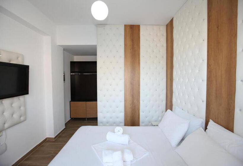 Номер Стандарт Вид на Сад, Ksamil Central Park