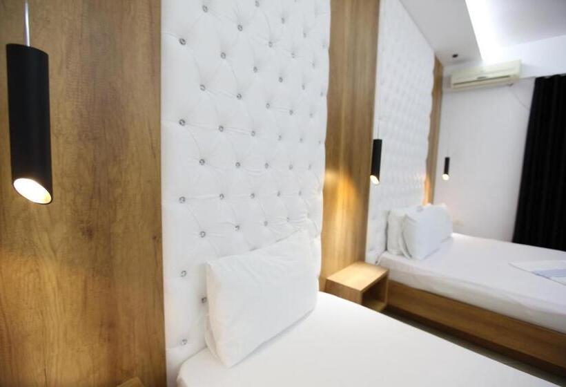 Трехместный Номер Deluxe, Ksamil Central Park