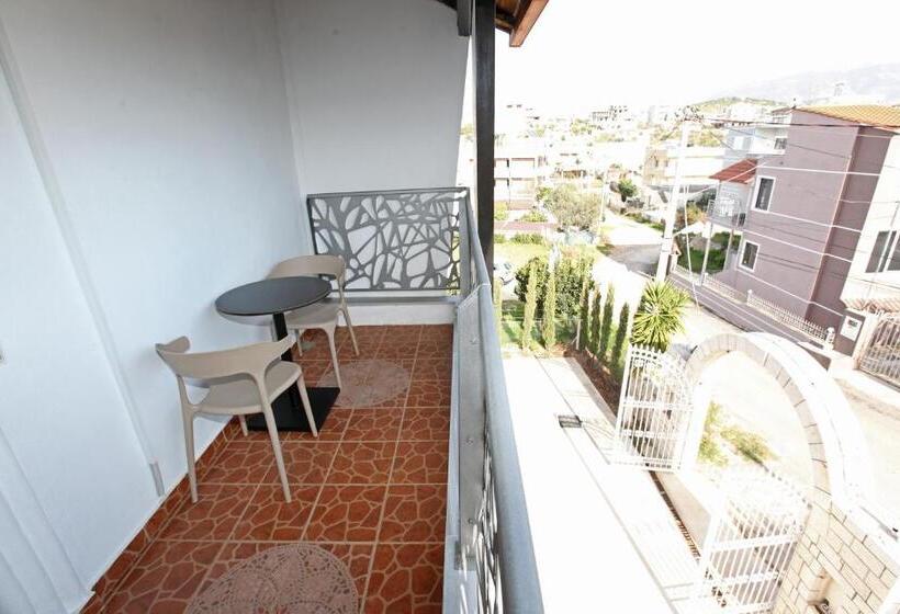 Трехместный Номер Комфорт, Ksamil Central Park