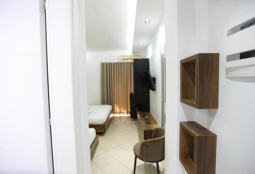 Трехместный Номер Комфорт, Ksamil Central Park