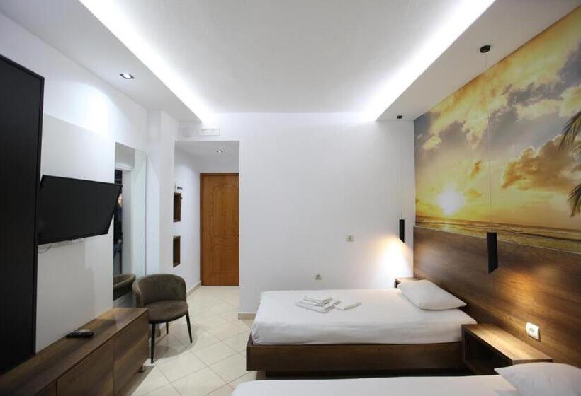 Трехместный Номер Комфорт, Ksamil Central Park